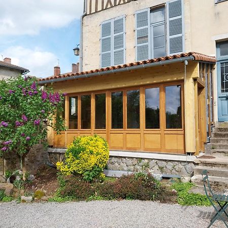 Chambre D Hote "Sous Le Clocher" Сен-Леонар-де-Нобла Экстерьер фото
